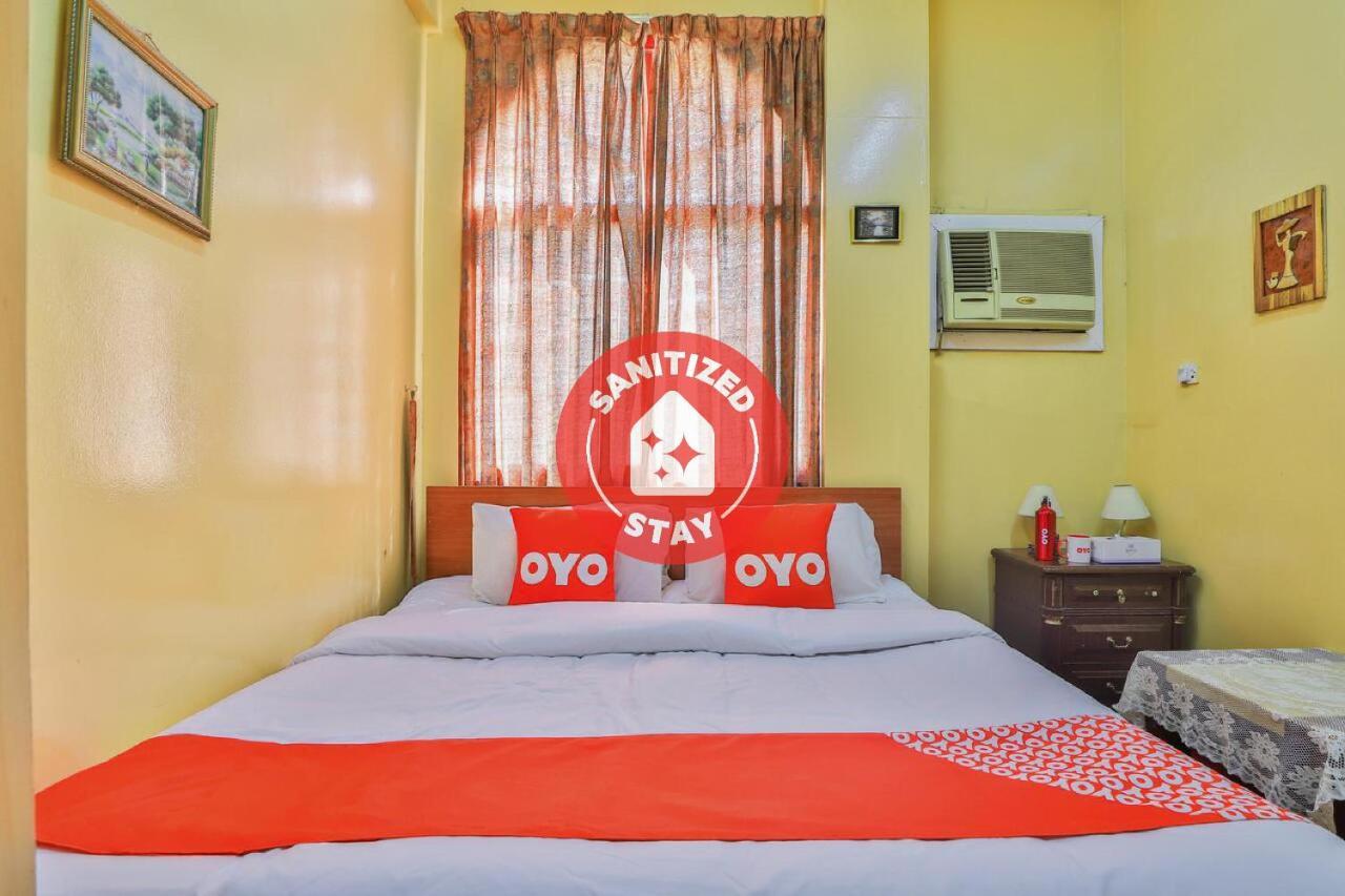 Oyo 393 Al Wehda Hotel Дубай Екстер'єр фото