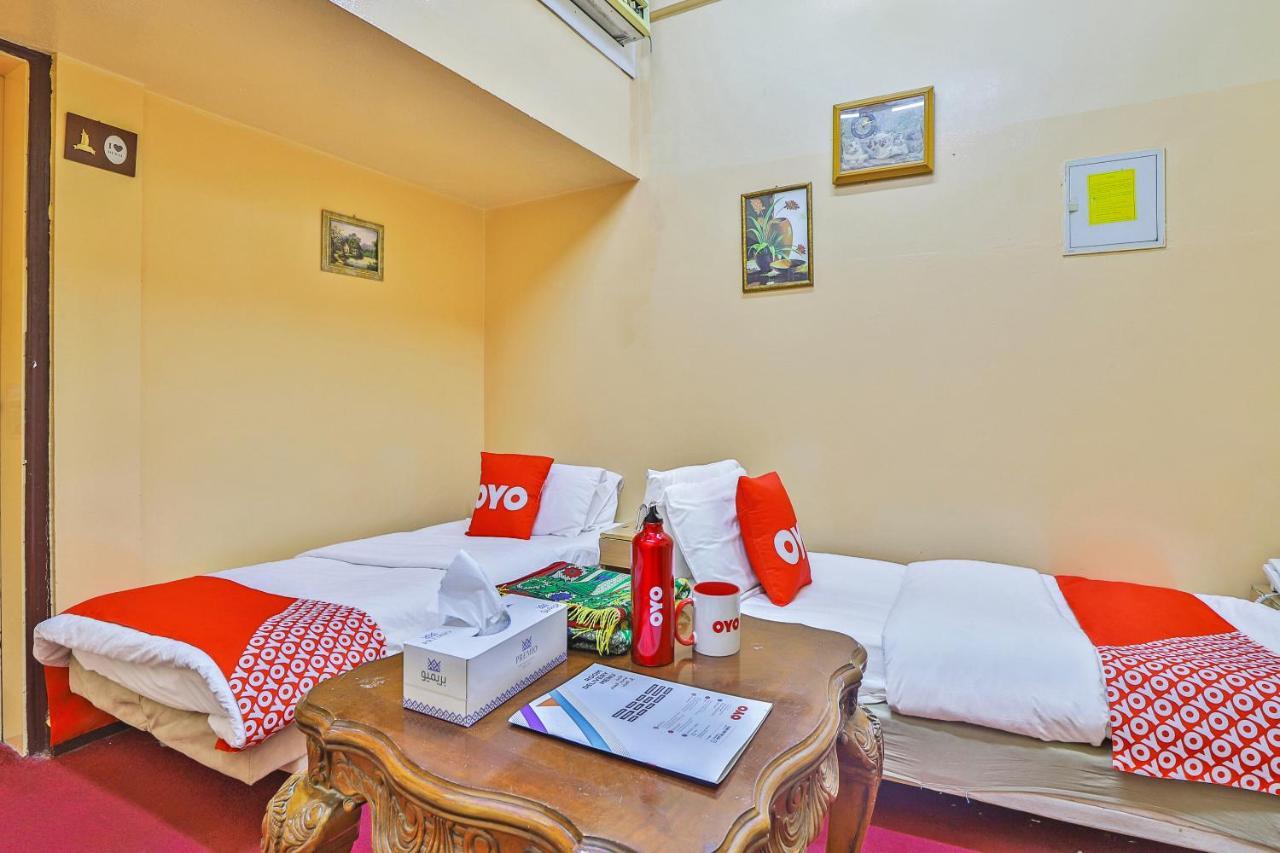 Oyo 393 Al Wehda Hotel Дубай Екстер'єр фото