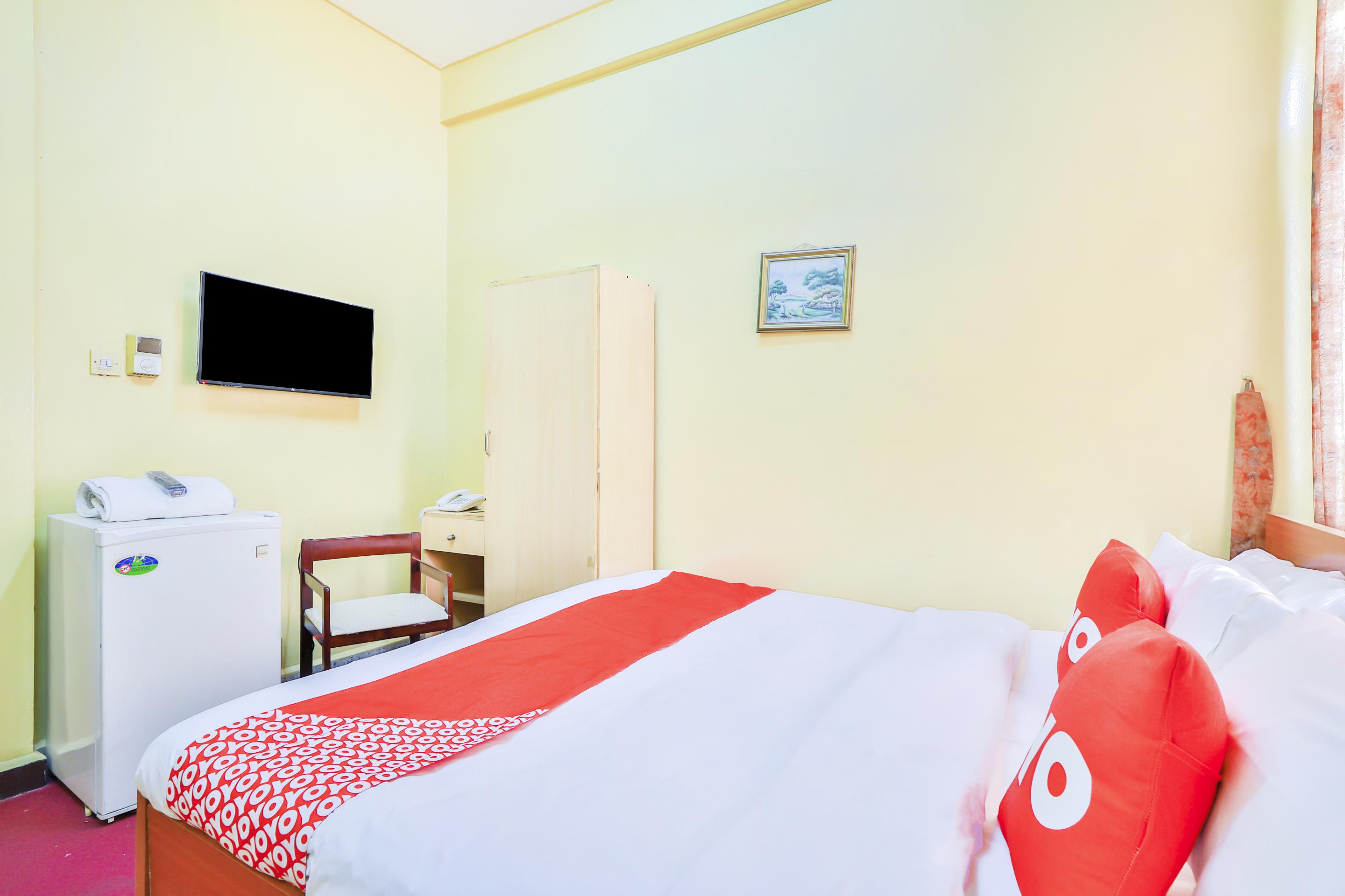 Oyo 393 Al Wehda Hotel Дубай Екстер'єр фото
